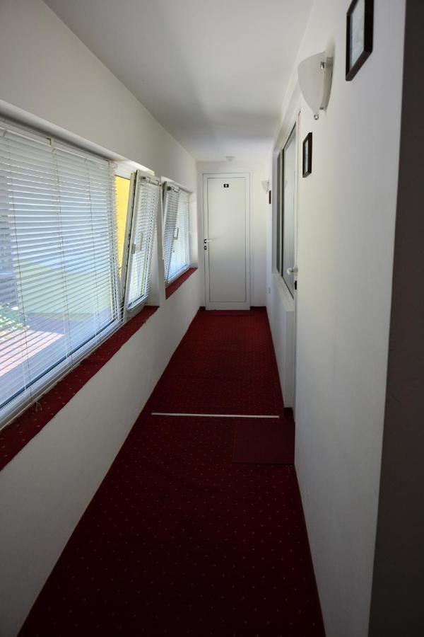 Къща Славяни Tryavna Extérieur photo